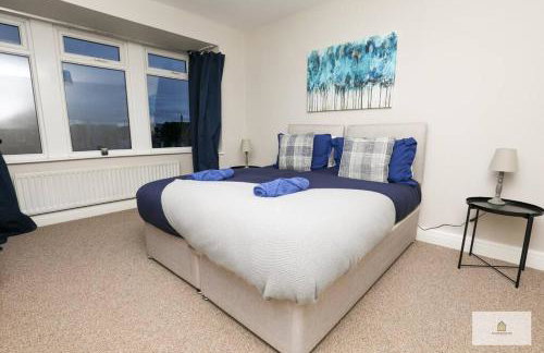 Modern 4-Bedroom 2-Bathroom with Off Road Parking in Great Sankey by Amazing Spaces Relocations Ltd - Foto 26