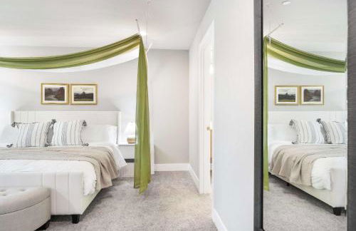 Modern Kirkland 4BR Family Oasis Kids Paradise - Photo 43