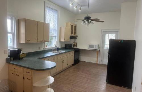 Boutique One Bedroom Apartment - Photo 18