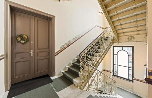 1,399 sq ft Historic Landmark, Checkpoint Charlie - Foto 44