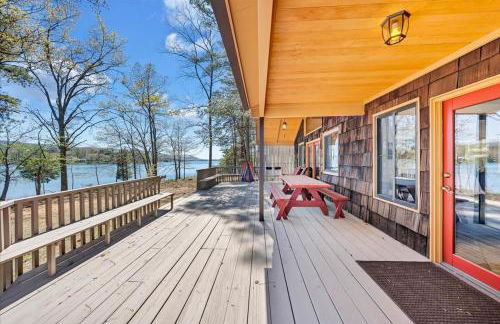 Lake Harmony - Lakefront Home w/ Private Dock, & Fire Pit - Foto 25