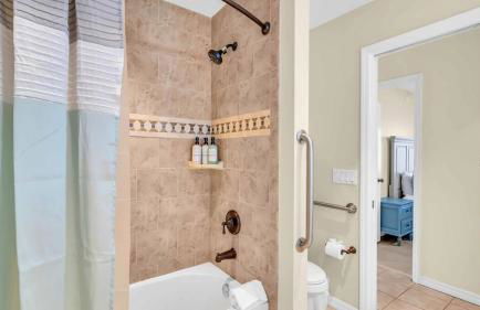 Dockside Paradise - Waterfront, Boat Dock, Swimming Pool and Spa - Foto 22