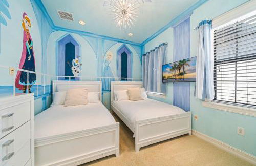 New Epic Escape Theater Pool & Golf Views - Foto 25