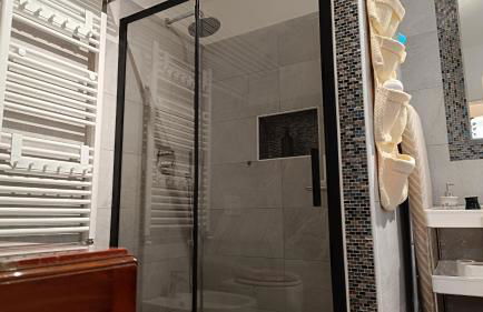 La Graziosa in Villa wifi parcheggio gratuito self check-in zona Lerici Guercio - Photo 42