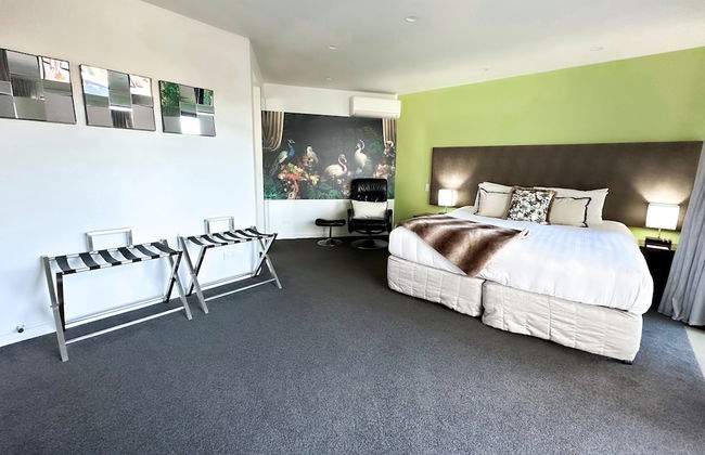 DeLorenzo's Studio Apartments - Foto 25