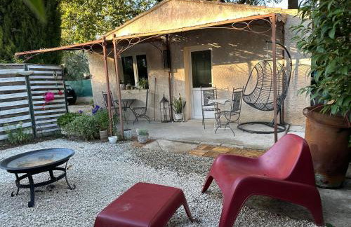 Villa Theolina Maisonnette lumineuse avec jardin, parking privé au calme à Aix - Foto 6