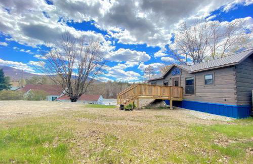 B1 NEW Awesome Tiny Home with AC Mountain Views Minutes to Skiing Hiking Attractions - Foto 1