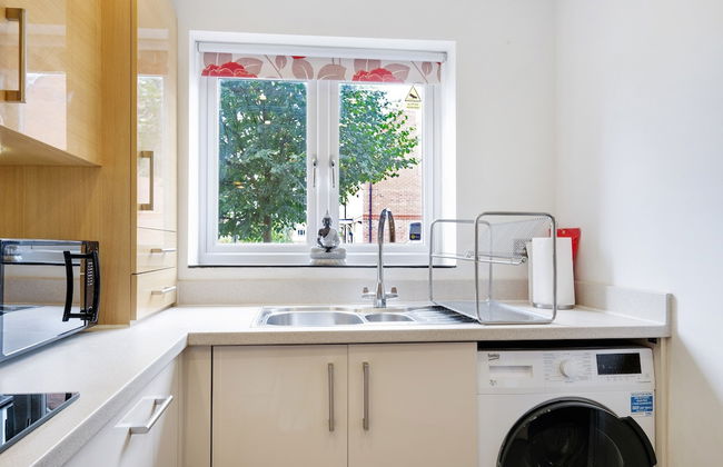 London Heathrow Living Holywell Serviced Houses - Photo 78