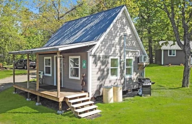 Portage Lakeside Cabins - Photo 31