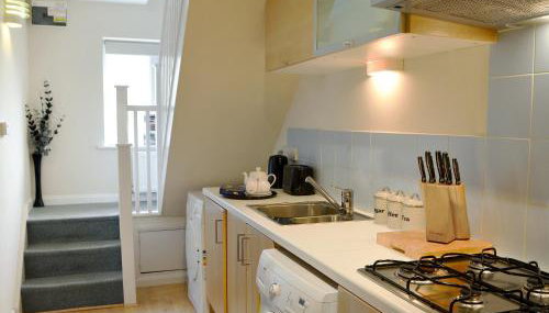 The Studio - Photo 5