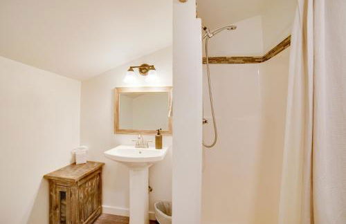 Walk to Kenai River Forested Fishermans Cabin! - Foto 25