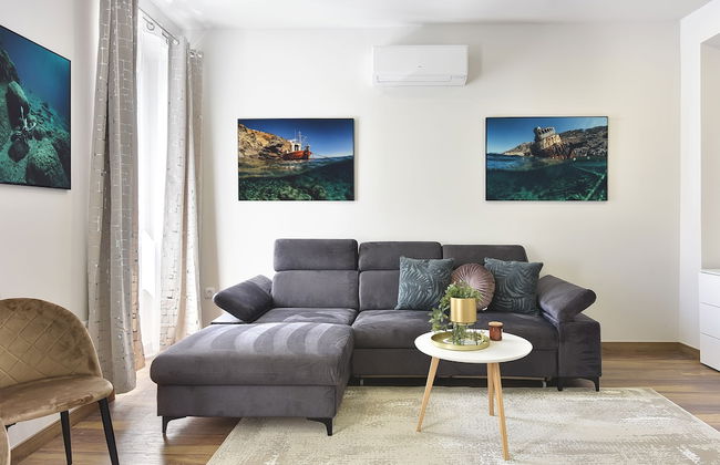 D&A Central Luxury Apartments - Photo 80