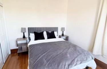 Spacious Revere 4 Bedrooms 2 Bathrooms Apartment Near Boston Airport and Beach - Foto 8