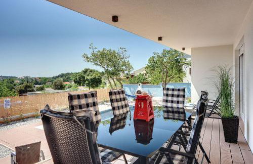 Villa mit privatem Pool nur wenige Minuten von den Stränden - Foto 27