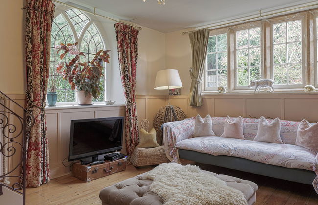 Artisan Hall Stunning Grandeur Cotswolds - Photo 23