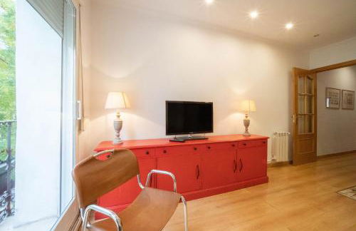 Apartamento con encanto y luz en pleno centro - Photo 18