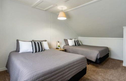 Fife Lake Lodge 2BR Loft with Kitchen & Lake Views - Foto 16