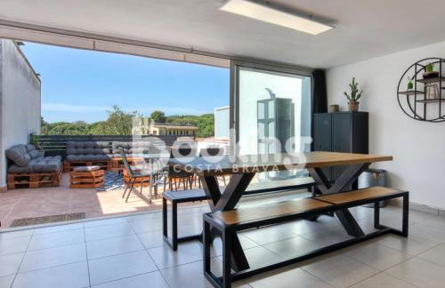 Begonias Apartament per 4 persones amb gran terrassa chill out a 10 minuts de la platja - Foto 5