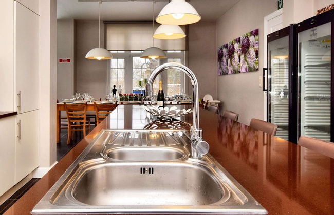 Luxurious Holiday Home in Courtil with Hot Tub - Photo 12