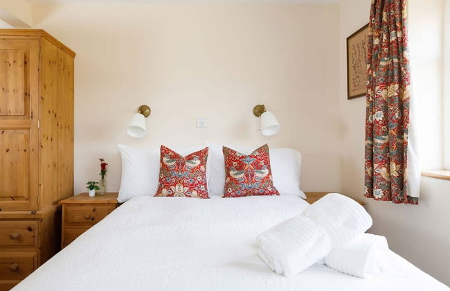 Sunny Seafront Chalet - Sleeps 6 - Photo 52