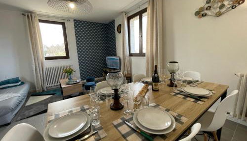 Grand appartement en vallée de la loire - Photo 4, Lobby or reception