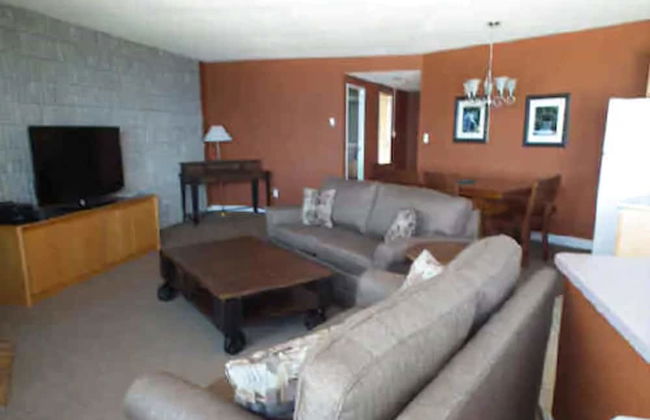 Royal Harbour Resort - Photo 21