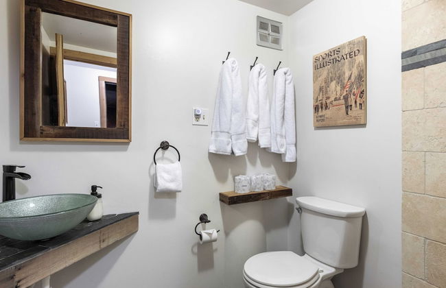 Mt. Jola by Avantstay A 5-minute Walk Away to Palisades and Lifts - Photo 45