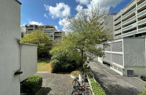 Beautiful and cosy apartment in central location with 2 balconies - Foto 10