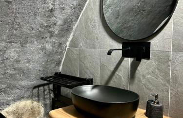 Unique Romantic Cave with air conditioner - Foto 22