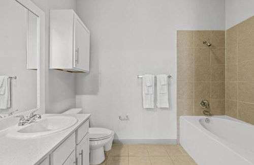 Austin Luxury 2BR 2B with Pool & FREE Parking - Foto 23