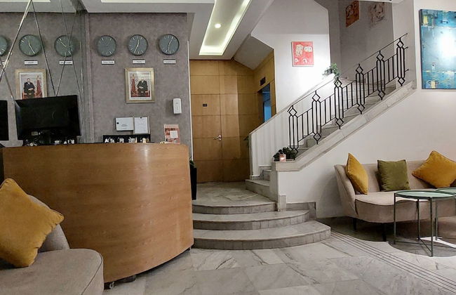 SuiteLoc Apparthotel - Photo 4