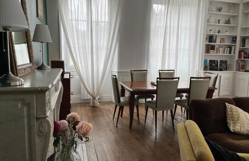 La Villa Louana 2 Charme de l'ancien au cœur de ville - Foto 12