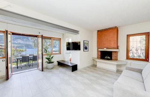 Maison Sabina con splendida vista lago ed idromassaggio - Foto 9