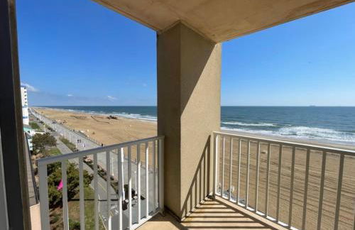 Playing Hooky at Dolphin Run-Oceanfront Condo-Pool - Foto 32