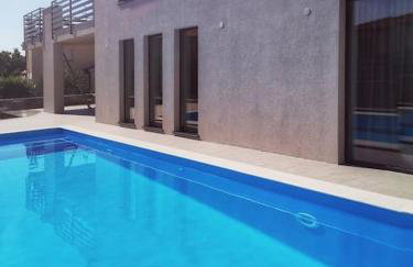 MarCante - designer, romantic pool view Suite - Foto 3