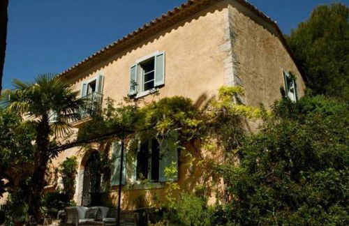 Sitges Hill Retreats-Masia Nur 22 bedrooms divided over 9 houses for max 44 guests - Foto 2