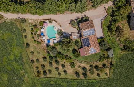 Villa San Lorenzo - Hilltop Villa With Private Pool, Jacuzzi & AirCO - Photo 48