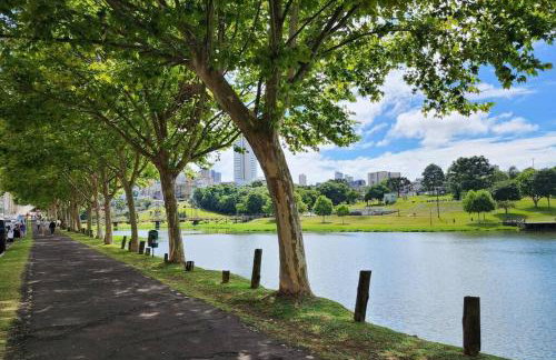 Apto aconchegante Centro Lago com 2 banheiros - Foto 40