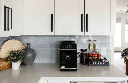 Luxury Lake LBJ Waterfront Home with Hot Tub and Boat Slip - Foto 39