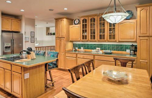 Ketchikan Home Bay Views, half Mi to Hiking Trails - Foto 8