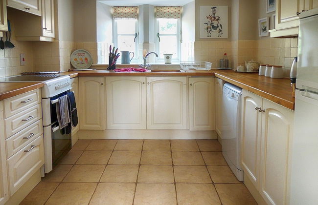 Greystones Cottage - Photo 11