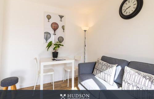 1-Bedroom Apartment with Parking - Photo 4