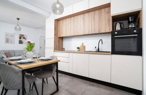Honoris Apartment - Brand new - Private parking - 90 m from the beach- Terrace - Foto 2