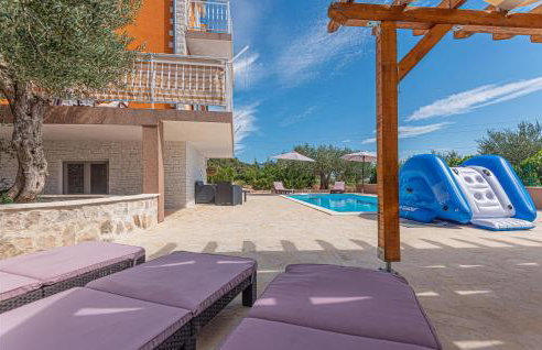 Two-Bedroom Apartment In Sibenik - Foto 9