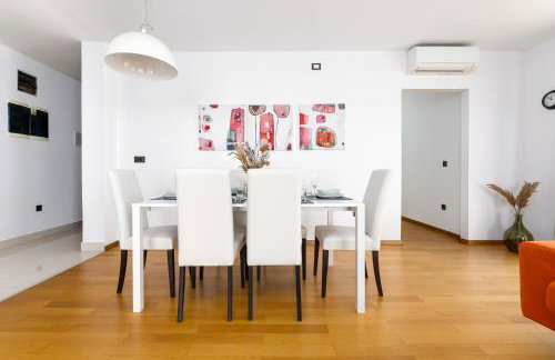 Beachfront apartment with pool, panoramic sea view - by Traveler tourist agency Krk - ID 2390 - Foto 24