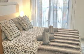 Ideal Holiday Apartment City Center - Photo 2