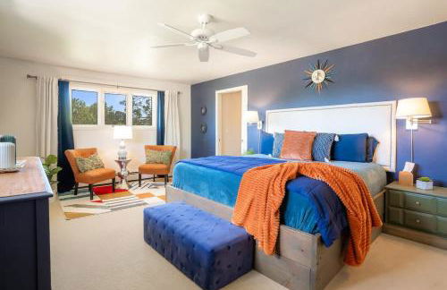 Mid-Century Mod - 7 BR Sleeps 22 - Hot Tub & Game Room - Foto 13