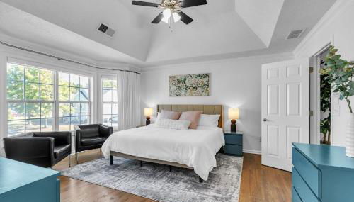 Modern 6BR Haven with Playroom, Gym & Deck! home - Foto 4