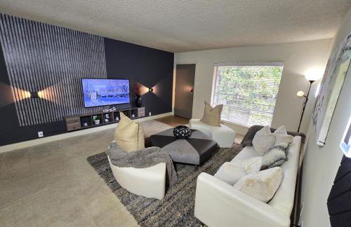 Stylish Galleria Condo 2BR 2BA Saltwater Pool Marquee Uptown - Foto 35