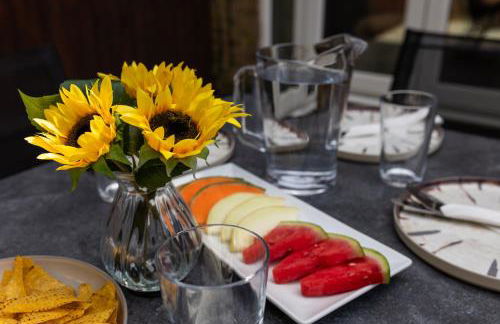 Modern 4BR House - Sleeps 10 - Central Birmingham - FREE Parking - Foto 68